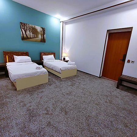 Crossway Hotel Masazir Exteriér fotografie