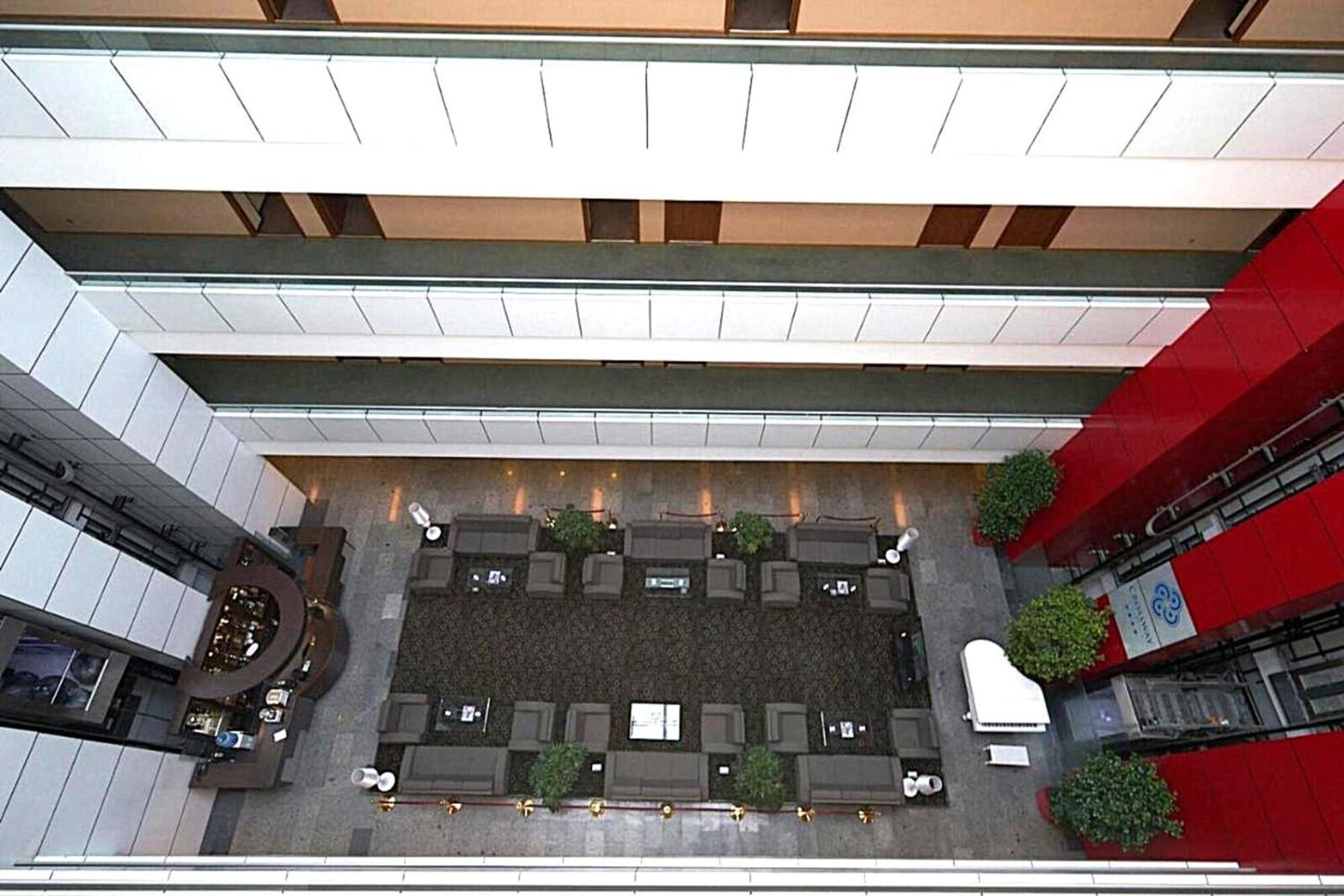 Crossway Hotel Masazir Exteriér fotografie
